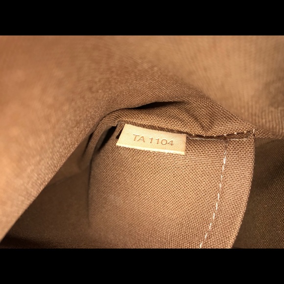 LOUIS VUITTON PALERMO PM - Picture 13 of 16